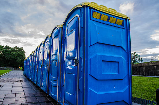 Best Portable restroom trailer rental  in Auburn, WA